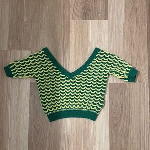 Zara Knit V-Neck Crop Top Size S